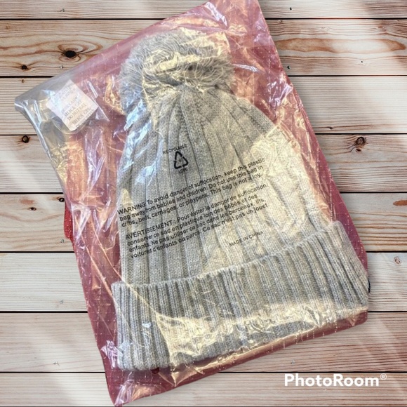 NWT MICHAEL Michael Kors Cuffed Braided Gray Winter Hat Size OS - Picture 5 of 5